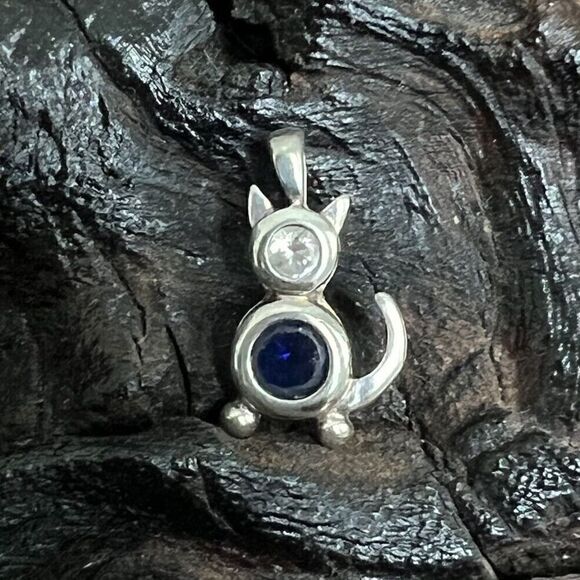 Cat Sterling Silver Charm Kitty Lover September Birthstone Clear Blue Rhinestone - Picture 1 of 9